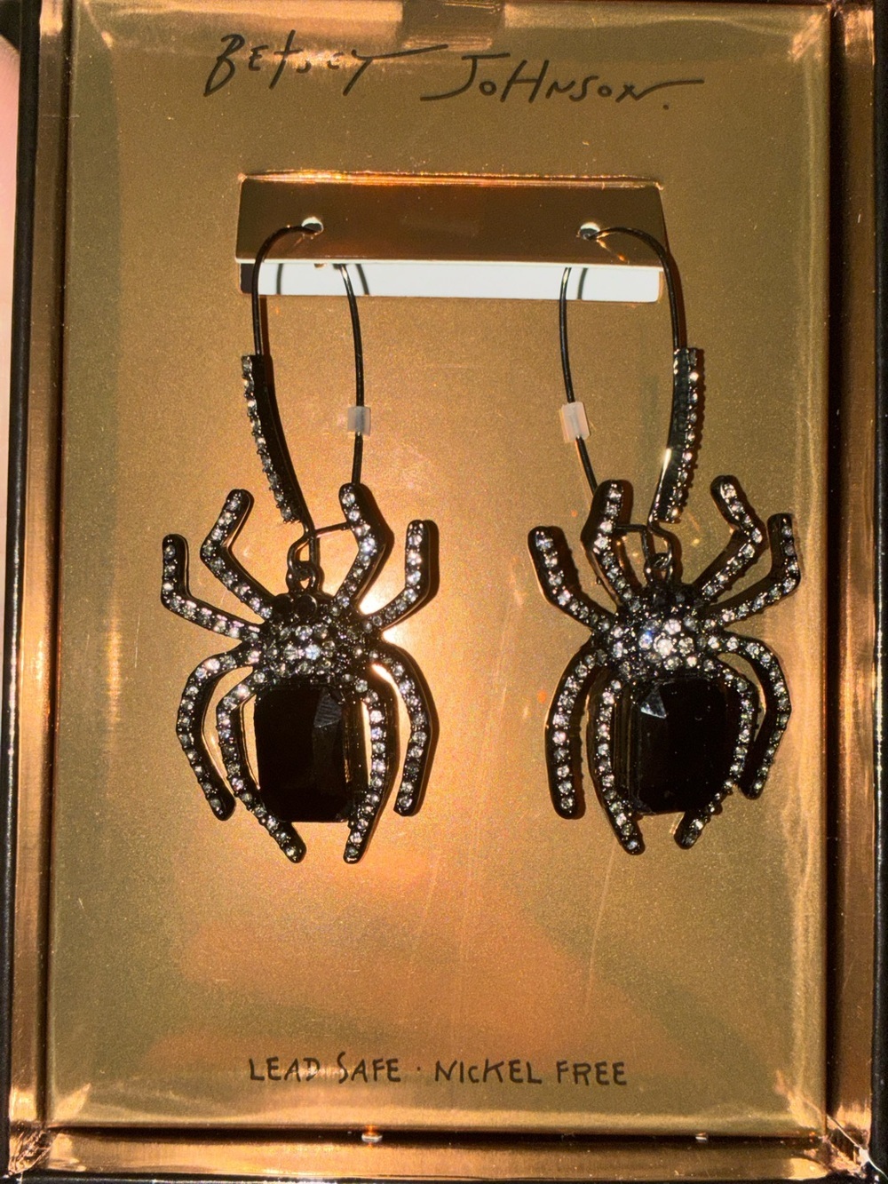 BETSEY JOHNSON 2026 Halloween Sim Black Onyx Crystals Spider Pavé Earrings NWT